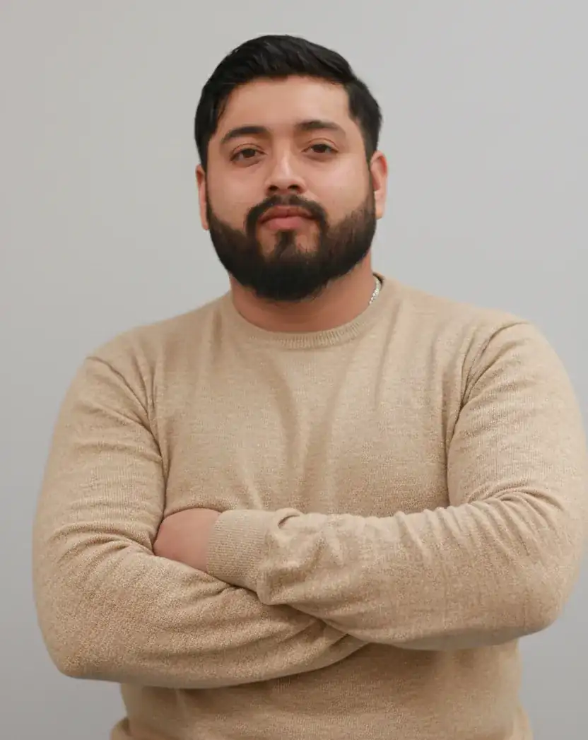 Alejandro Nieto — Consultor en Finanzas